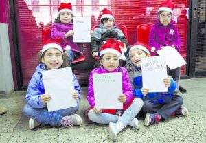 Correos de Chile lanzó  campaña navideña  “Entrega Esperanza”