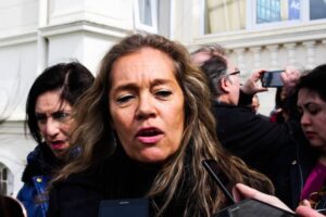 Jueces, fiscales y funcionarios del Poder Judicial movilizados frente a los tribunales