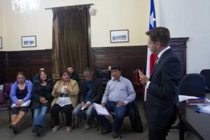 Artesanos de la Plaza de Armas tendrán autorización para vender hasta el 31 de marzo