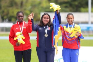 Estudiantes magallánicos obtuvieron medalla de oro en juegos escolares en Colombia
