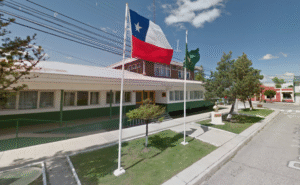 Capitán de Carabineros chocó contra poste bajo los efectos del alcohol