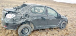 Turistas que arrendaron auto en  Chile volcaron en El Calafate