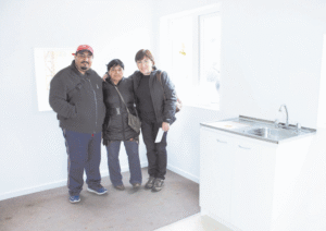 Familias de las agrupaciones Weche Newen y Ñuke Ruka visitaron vivienda piloto