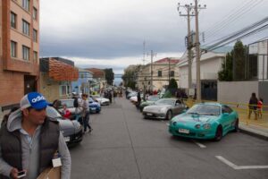 Más de 30 vehículos “tunning” sorprendieron a los asistentes a la feria productiva
