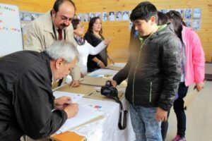 Invitan a vecinos de Playa Norte a escribir las historias de su barrio