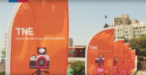 Junaeb llama a estudiantes a renovar sus becas a través de la nueva plataforma online