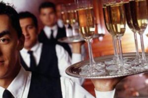 Empresarios temen que normas laborales causen grave efecto en gastronomía local