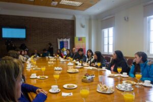 Homenajean a alumnos PACE que ingresaron a la educación superior