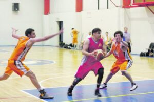 Hoy se disputan las semifinales del Torneo  de Básquetbol de Verano