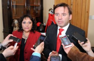 Municipalidad De Punta Arenas realizará concurso de selección de antecedentes para postular a los diversos programas que ejecuta la entidad