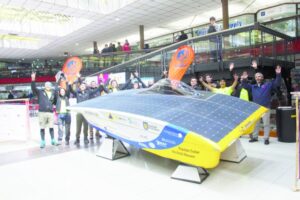Auto solar inicia hoy en Punta Arenas un  recorrido de 3 mil kilómetros hasta Santiago