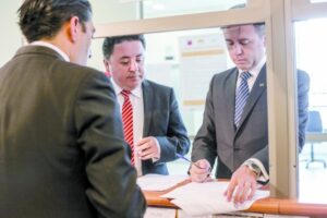 Alcalde Radonich interpuso querella por  malversación de fondos públicos en Cormupa
