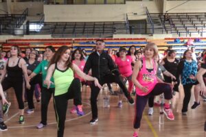 “La calle te invita a hacer deporte”  hoy en las multicanchas de la costanera
