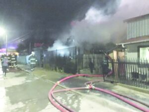 Incendio dejó al descubierto el calvario que  vivía octogenaria mujer en manos de su hijo