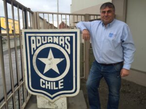 Comenzó el paro aduanero pero solamente para el transporte de carga y no de pasajeros