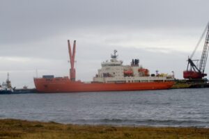 Los secretos que guarda el buque científico que circunnavegará toda la Antártica