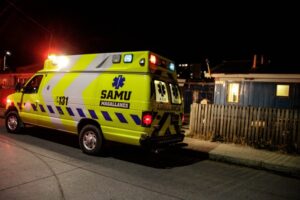 Joven se autoinfirió corte en el cuello y debió ser evacuado al hospital
