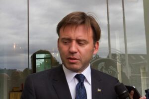 “Si alguien pagó por usar el sello discográfico municipal debe informarlo al secretario de la Corporación”