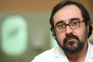 “A los médicos extranjeros no se les pide nada que no se les pida a los médicos chilenos”