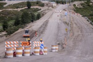 Avanzan trabajos de pavimentación de la ruta al Cerro Mirador