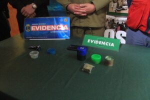 Amplio operativo en barcaza  arrojó la incautación de droga