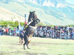 Campeones de Jesús María se medirán con jinetes natalinos