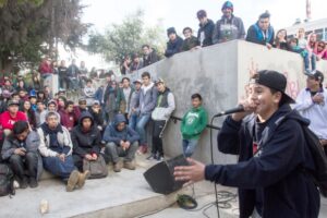 Batallas de freestyle  reunieron a más de  100 personas