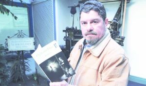 Talleres gratuitos de teatro  y literatura en la UMAG