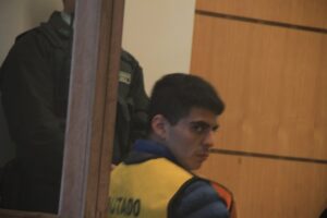 Defensa alegará trastorno de personalidad  de imputado que robó panadería y vehículo