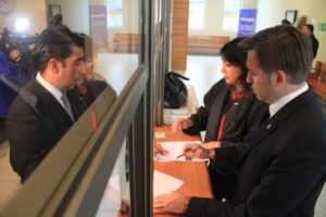 Alcalde se querelló por robo en juzgado  y daños provocados por conductor ebrio