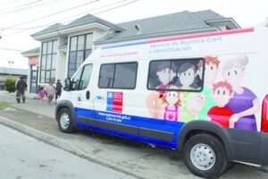 Un total de 137 atenciones en terreno brindó oficina móvil del Registro Civil