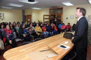 Alcalde Radonich se reunió con vecinos de loteo Punta Arenas Sur