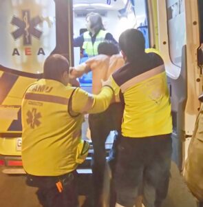Hombre recibió tres heridas con cuchillo durante riña