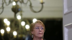 Caso Dominga salpica a  círculo íntimo de Bachelet