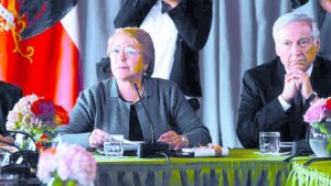Los ejes de Bachelet en  su gira por Haití