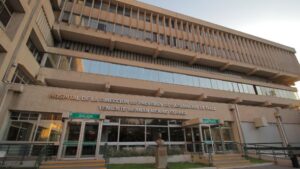 Investigan desfalco de más de $691 millones en Hospital Dipreca de Carabineros