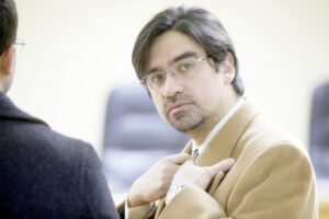 Formalizaron a detectives que abandonaron el  trabajo para festejar cumpleaños en prostíbulo