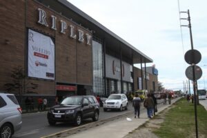 Vecinos de Pob. Silva Henríquez advierten que automovilistas utilizarán sus pasajes por cobros en el mall