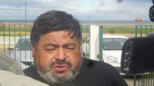 Padre de Roxana Ruiz acudió ayer  al CDE