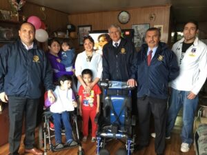 Rotary Club donó silla de rueda neurológica