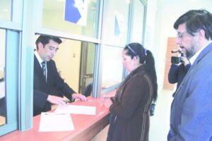 Por negligencia médica se querelló madre de joven que murió por presunta lentitud en procedimiento