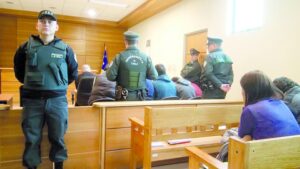 Una semana alcanzaron a estar privados de libertad hermanos imputados por asalto a funcionario de Armada