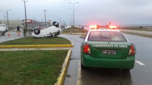 Grave permanece en la UTI mujer que sufrió violento volcamiento en la Costanera
