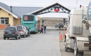 Menos personas cruzaron paso fronterizo en Semana Santa