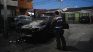 Investigan intencionalidad en nuevo  incendio de automóvil en Punta Arenas