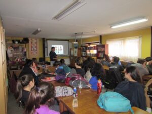 SEREMI de Salud realizó talleres preventivos de VIH e ITS a jóvenes de Puerto Williams