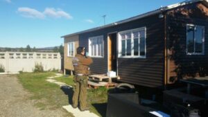 Roban especie de casa en construcción