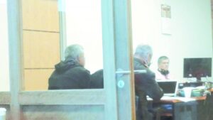 Por estupro y violación  formalizaron a jubilado