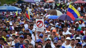 Venezolanos radicados en Punta Arenas se manifestarán mañana en contra del régimen de Nicolás Maduro