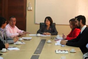 AChM se reúnen con el Ministerio de Salud  y la Confusam para evitar movilizaciones